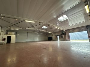 ROYE (80700) LOCAL COMMERCIAL 415m2