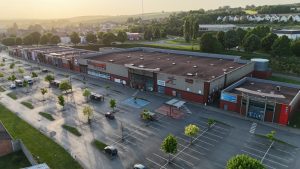 DOULLENS ZONE COMMERCIALE INTERMARCHÉ- LOCAL 500M2