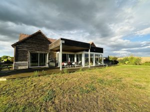 PERONNE (80200)- PAVILLON RECENT 246m2 + ANNEXE INDEPENDANTE